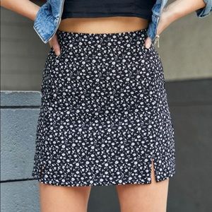 Floral Cara Skirt (SOLD) ‼️